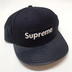Supreme NEWERA キャップのサムネイル