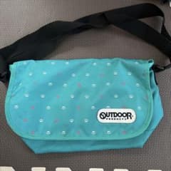 OUTDOOR PRODUCTS ショルダーバッグ ティアラ柄のサムネイル