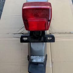 ホンダ　カスタムカブ50 リアフェンダー テールランプ付きのサムネイル