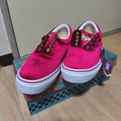 JOJO　VANSコラボのサムネイル