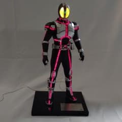 仮面ライダーフアイズフィギュア６０cmのサムネイル