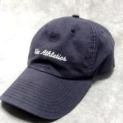 90s〜 NIKE Athletics 刺繍 キャップ レーヨン混 フェードのサムネイル