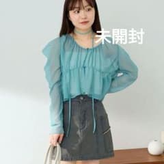 最安値！定価6490円、Kastane、チョーカー付きブラウスサイズFのサムネイル
