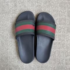 ［早い者勝ち］GUCCI サンダルのサムネイル