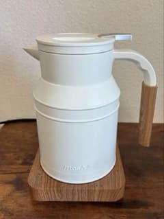 【美品】mosh! 電気ケトル ホワイトのサムネイル