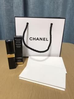 CHANEL リップクリームのサムネイル
