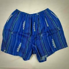 adidas ショートパンツ トランクス風のサムネイル