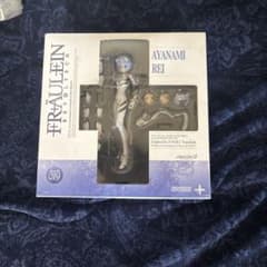 FRAULEIN REVOLTECH AYANAMI REI 019 フィギュアのサムネイル