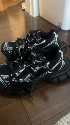 BALENCIAGA バレンシアガ　 スニーカー 41 3XLのサムネイル