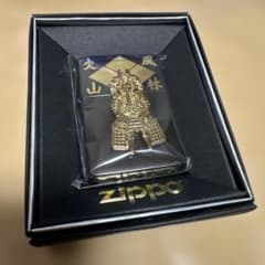 ZIPPO ゴールド 甲冑 ライター 本体 【未使用品】のサムネイル