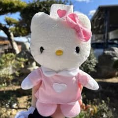 Sanrio ハローキティ　激レア　入手困難　ナースぬいぐるみのサムネイル