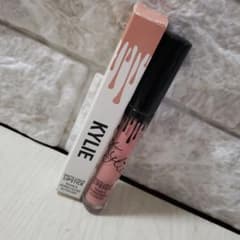 【新品未使用】kylie マット リップのサムネイル