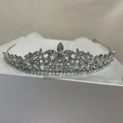 annan wedding ティアラのサムネイル