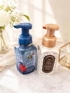 Bath & Body Works Disney ハンドソープ 2本セット - メルカリ
