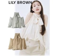 LILY BROWN オフショルダーシャツ・ブラウスのサムネイル