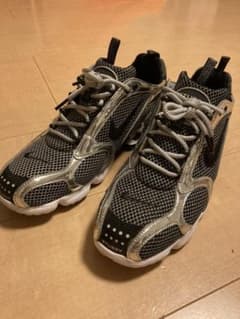 NIKE STUSSY エアズームスピリドン　スニーカーのサムネイル