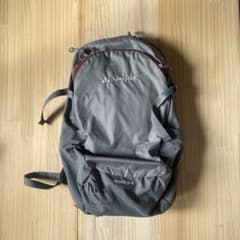VAUDE バックパック グレー レインカバー付きのサムネイル