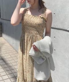 One way花柄 イエローキャミワンピース ロング丈　低身長のサムネイル