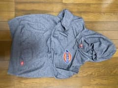 Dickies パーカー Mサイズ ロゴ刺繍のサムネイル