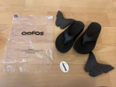 OOFOS ウーフォス サンダル ブラック M9/W11（約27cm）のサムネイル