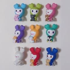 TWICE ガチャ LOVELYS ラブリー マスコット 9体 コンプリート - メルカリ