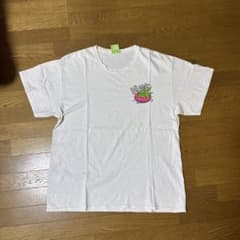 グラフィックプリント ホワイトTシャツのサムネイル
