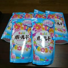 ReNAさん専用＊P&G 液体ボールド 詰め替えのサムネイル