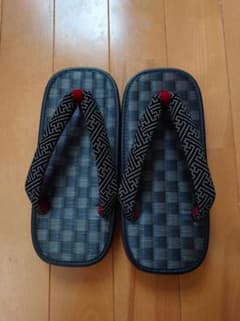 草履　畳　高級　女性　黒　印傳風　鼻緒　大人　Мサイズのサムネイル