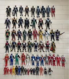 仮面ライダー　ウルトラマン　人形　63体まとめ売りのサムネイル
