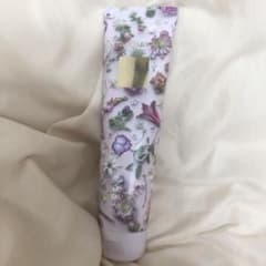 ピーチジョン　ボムバストクリーム　リッチのサムネイル