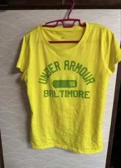 UNDERARMOUR Tシャツ　黄色のサムネイル