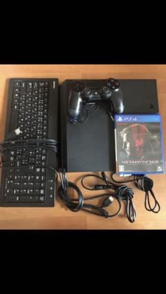 PlayStation®4 ジェット・ブラック 500GB CUH-1200A…のサムネイル