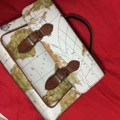 カバンのサムネイル