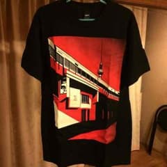 OBEY Tシャツのサムネイル