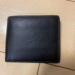 二つ折り財布のサムネイル