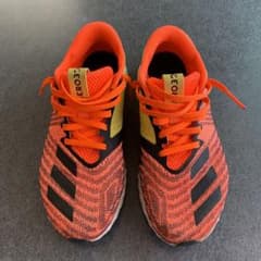 adidas アディダスのサムネイル