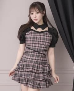 pium ピウム カットアウトクロスティアードワンピース ピンクチェック