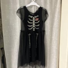 H&M スケルトンプリント ワンピース 122のサムネイル