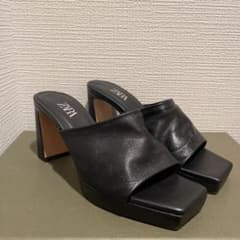 ZARA ザラ　スクエアトゥサンダル　ブラック　36のサムネイル