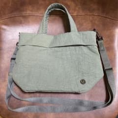 ルルレモン　ショルダー　ミニ　トートバッグのサムネイル