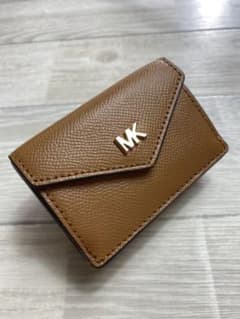 MICHEAL KORS 三つ折財布のサムネイル