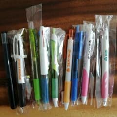 ②　製薬会社 ノベルティのサムネイル
