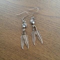 シルバー　ピアス　羽のサムネイル