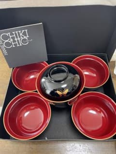 HANAE MORI 食器　5個セット　蓋付きのサムネイル