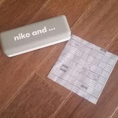 nico and... 眼鏡ケースのサムネイル