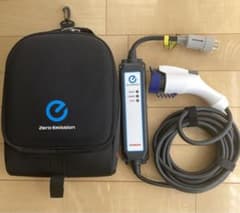 日産リーフ EV充電器 29690 3NK5E ケース付きのサムネイル