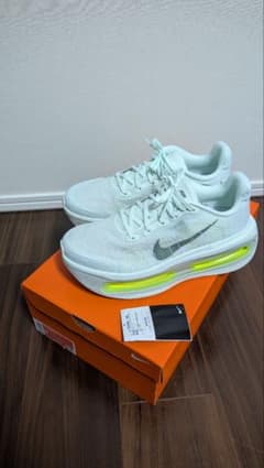 ナイキ　NIKE　ボメロプレミアム　27.0cmのサムネイル
