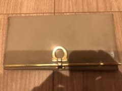 フェラガモ　長財布のサムネイル