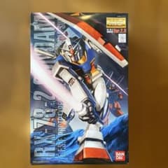 MG RX-78-2 ガンダム Ver.2.0 1/100 プラモデルのサムネイル