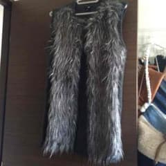 H&M ファーベストのサムネイル
